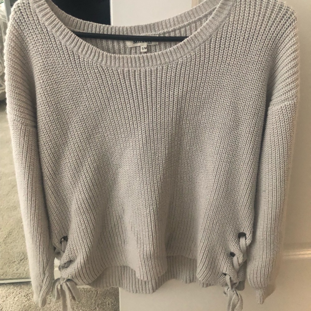 Grey sweater